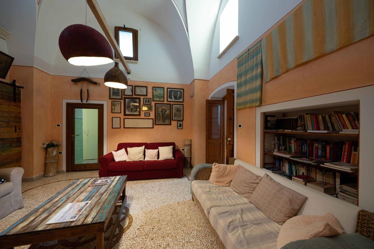 B&B Palazzo La Traja Gagliano del Capo Exteriör bild